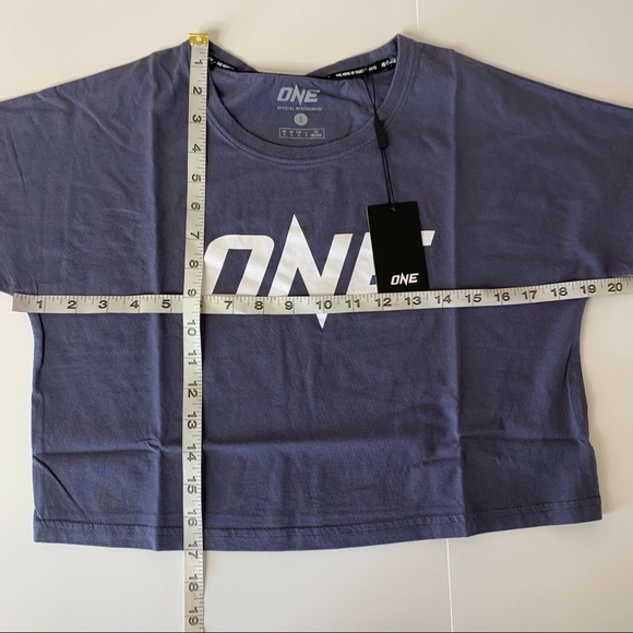 One Official Merchandise Logo Cropped Tee Shirt - Picture 11 of 11